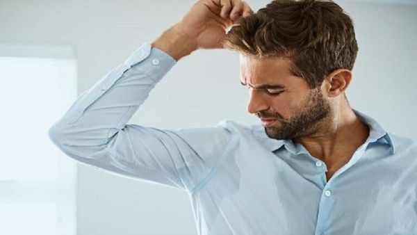 مع دخول فصل الصيف.. إليك وصفات طبيعية للتخلص من فرط التعرق - صحيفة الجامعة
