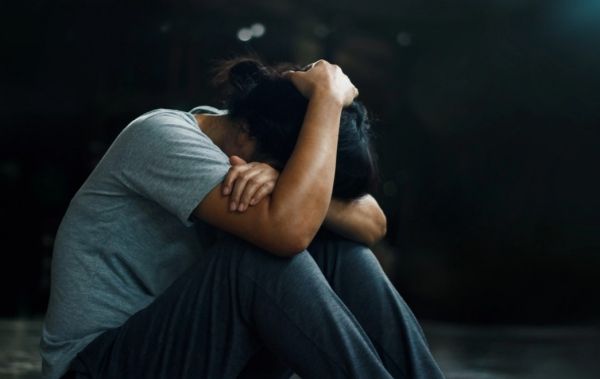 يعانون منه الأشخاص بمناطق الحروب.. ماهو اضطراب ما بعد الصدمة وكيفية علاجه؟ - صحيفة الجامعة