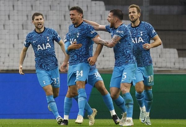 توتنهام يهزم مارسيليا ويتأهل متصدراً برفقة آينتراخت فرانكفورت إلى ثمن النهائي - صحيفة الجامعة